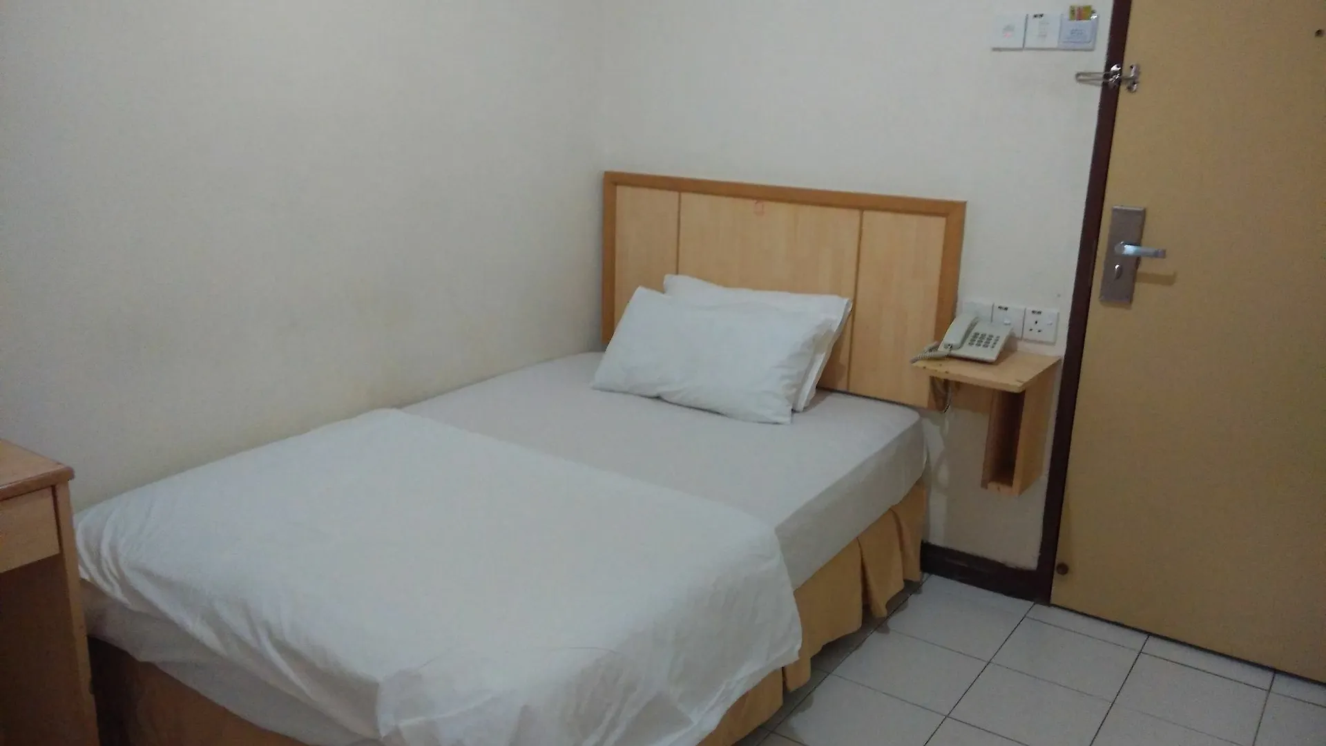 **  Fresh Hotel Ipoh Malaysia
